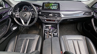 BMW 5-SERIES G30 2018