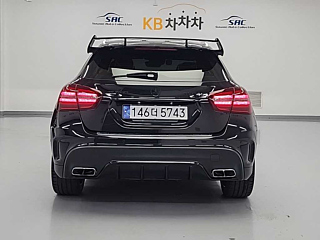 MERCEDES BENZ GLA-CLASS X156 2018