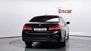 BMW 5-SERIES G30 2018