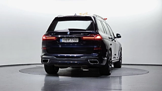 BMW X7 G07 2021