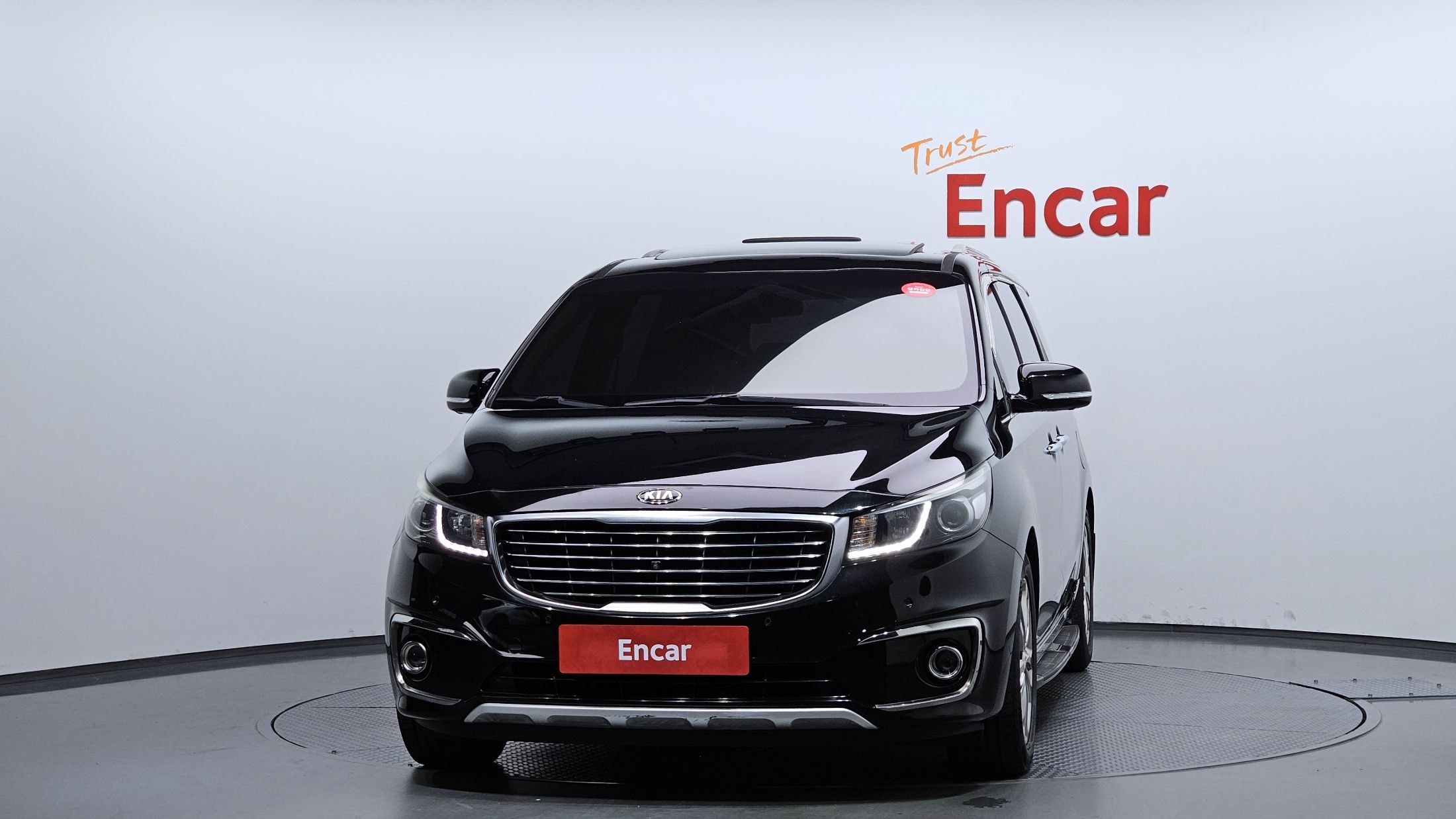 KIA CARNIVAL 2016