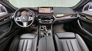 BMW 5-SERIES G30  520i M Sport 2022