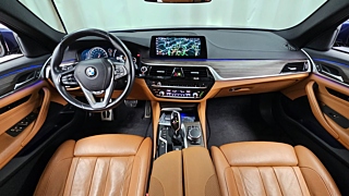 BMW 5-SERIES G30 2017