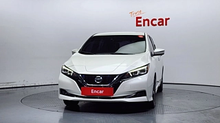NISSAN LEAF ZE1  2019