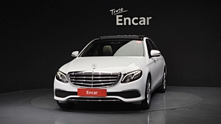 MERCEDES BENZ E-CLASS W213 2019