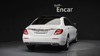 MERCEDES BENZ E-CLASS W213 2019
