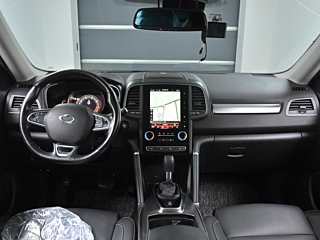 SAMSUNG QM6 2019
