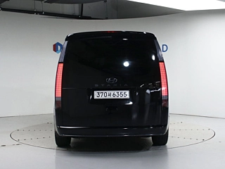 HYUNDAI STARIA  4WD Lounge 9 Seater 2021