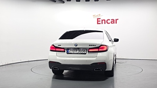 BMW 5-SERIES G30 2022