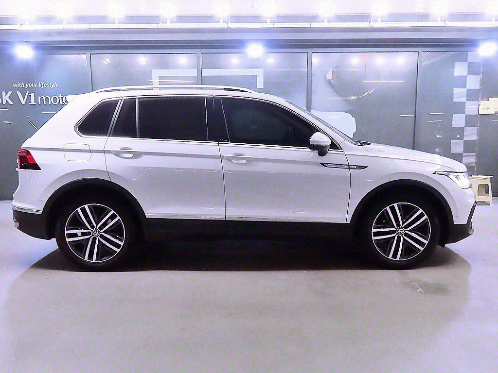 VOLKSWAGEN TIGUAN 2022