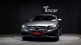 MERCEDES BENZ E-CLASS W213 2017