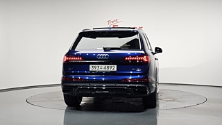 AUDI Q7 4M 2022