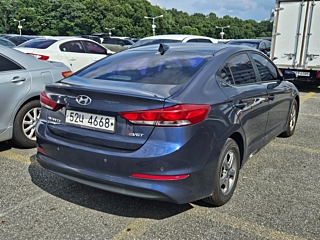 HYUNDAI AVANTE AD 2017