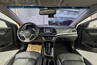 HYUNDAI AVANTE AD 2017