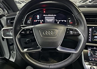 AUDI A7 4K 2023