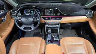 HYUNDAI GRANDEUR IG HYBRID 2018