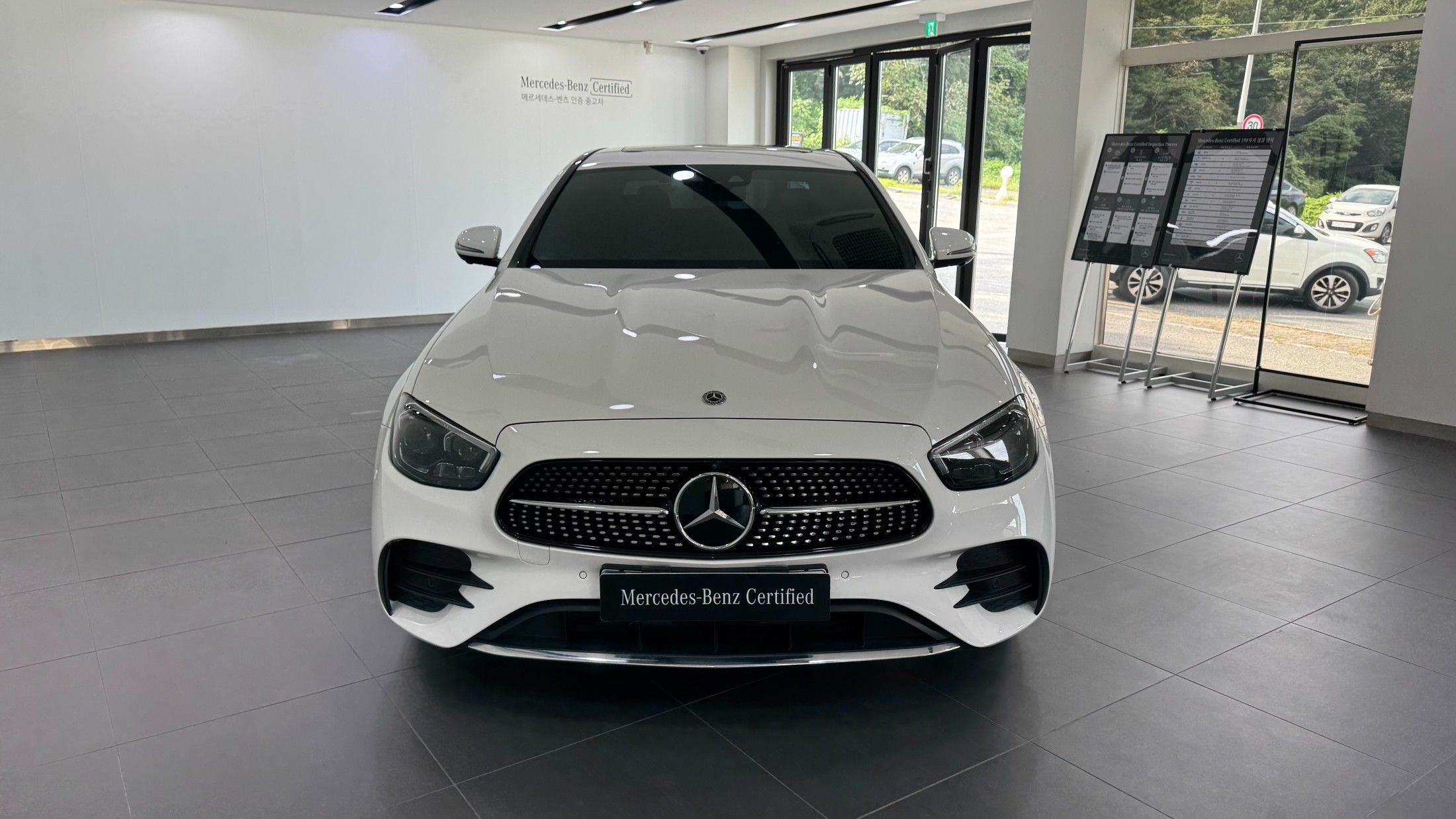 MERCEDES BENZ E-CLASS W213 2020