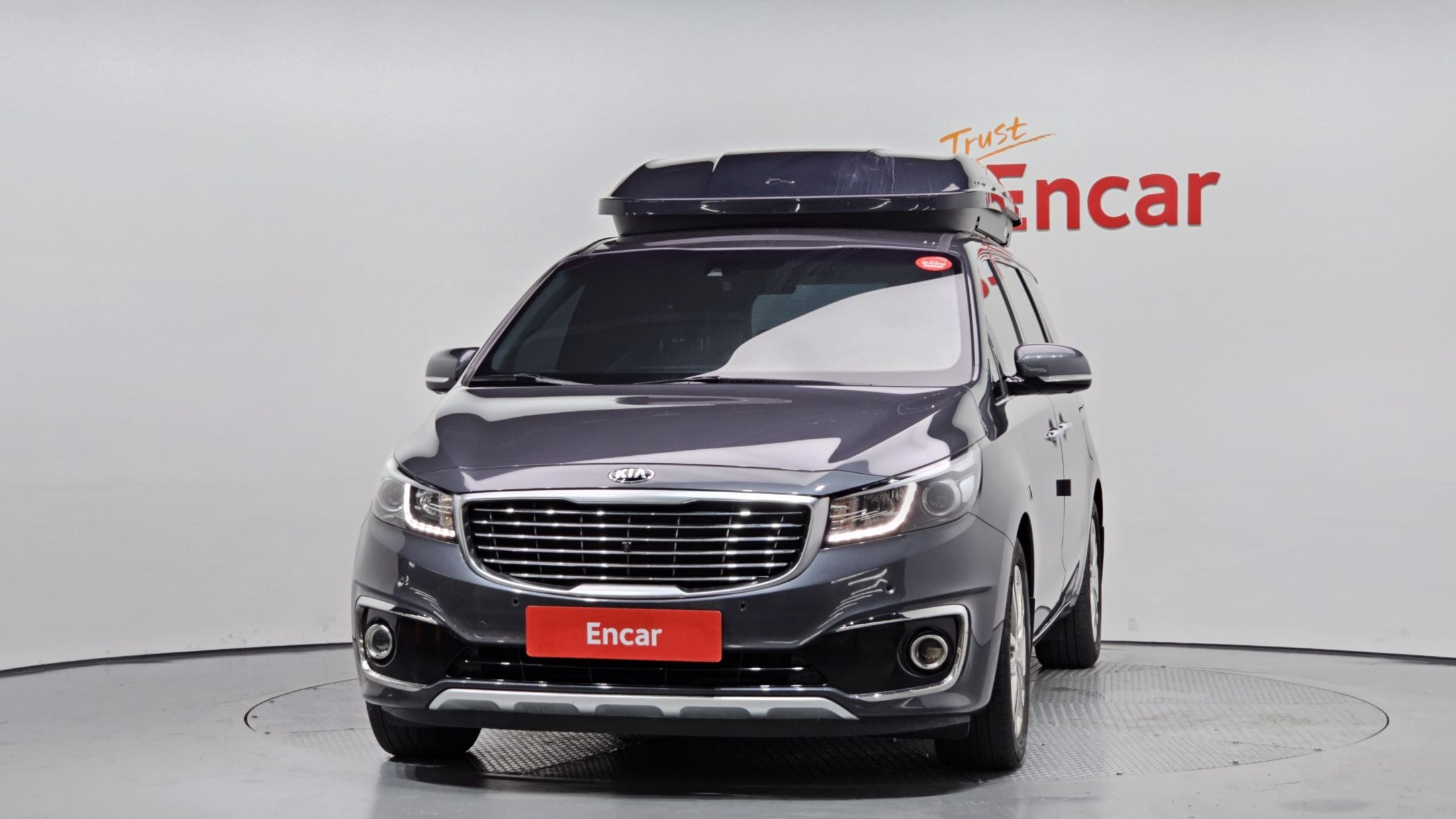 KIA CARNIVAL 2016