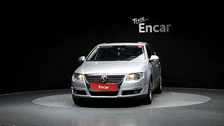 VOLKSWAGEN PASSAT 2010