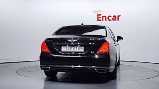 GENESIS EQ900 2018