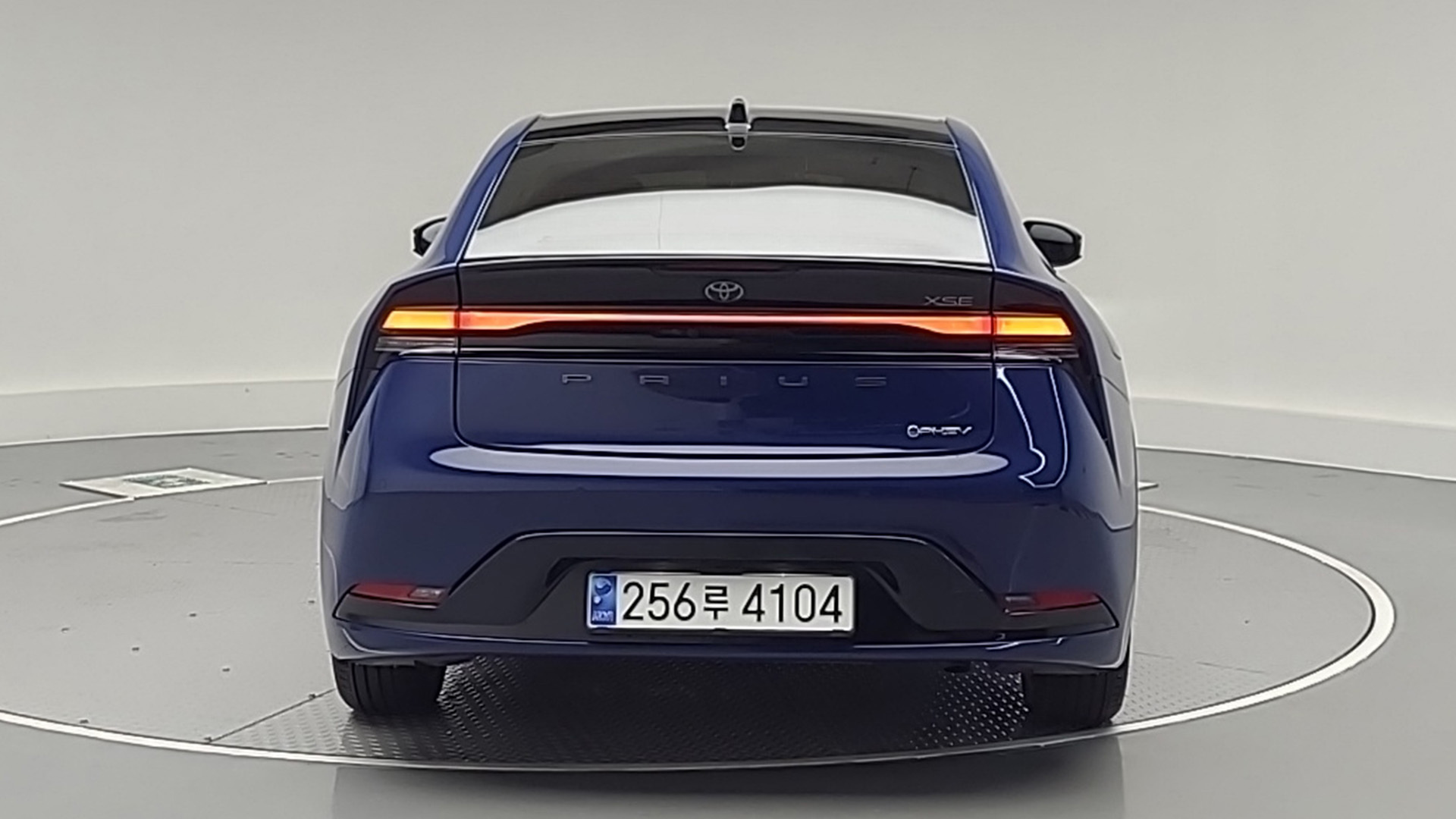 TOYOTA PRIUS 2023