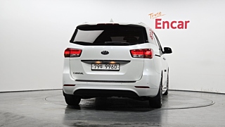 KIA CARNIVAL 2017