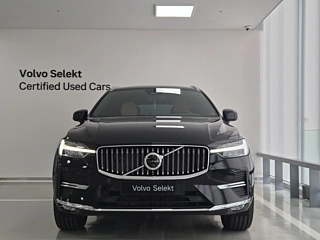 VOLVO XC60  2025