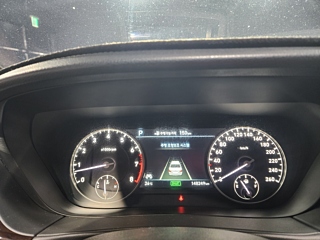 GENESIS EQ900 2016
