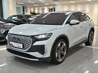 AUDI Q4 E-TRON F4  45 Premium Sportback 2025