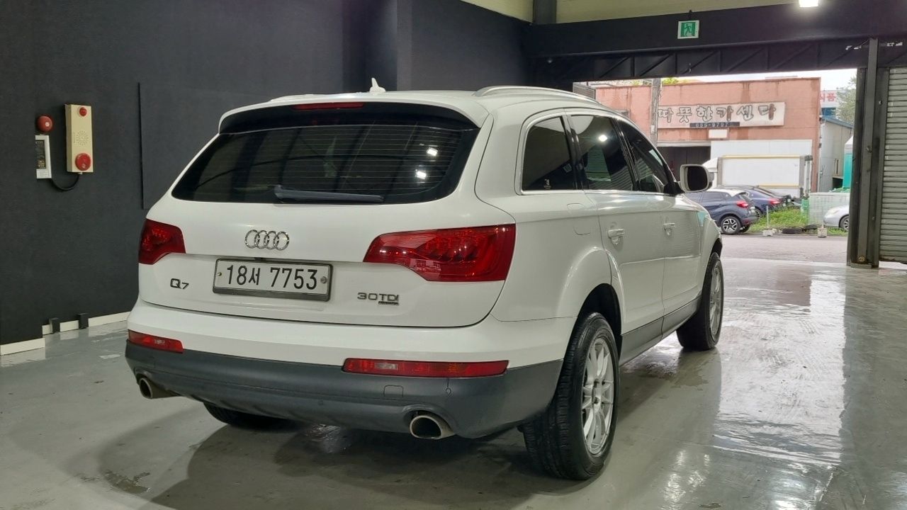 AUDI Q7 2013