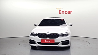 BMW 5-SERIES G30 2017