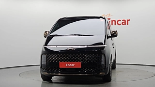 HYUNDAI STARIA 2023