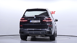 BMW X7 G07 2024