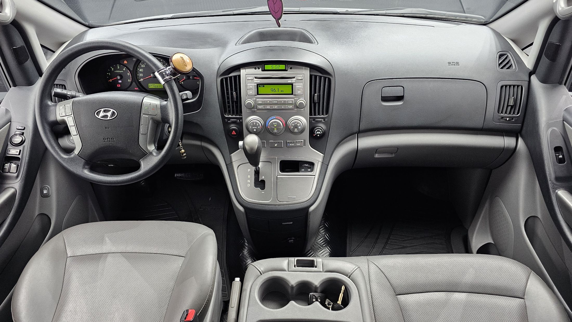 HYUNDAI STAREX GRAND 2012
