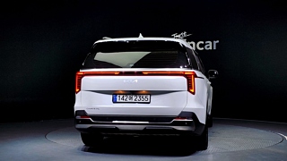 KIA CARNIVAL 2024