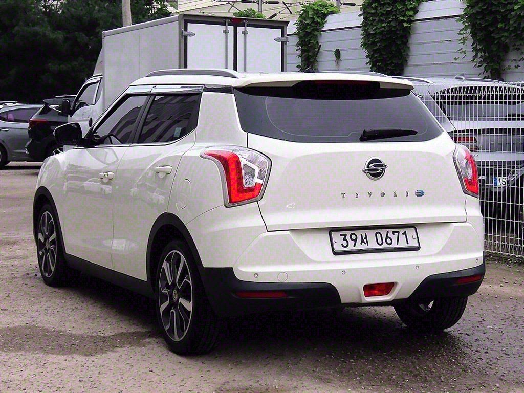 SSANGYONG TIVOLI 2016