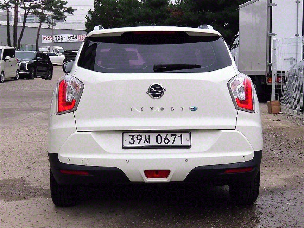 SSANGYONG TIVOLI 2016