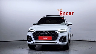AUDI Q5 FY 2022