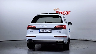 AUDI Q5 FY 2022