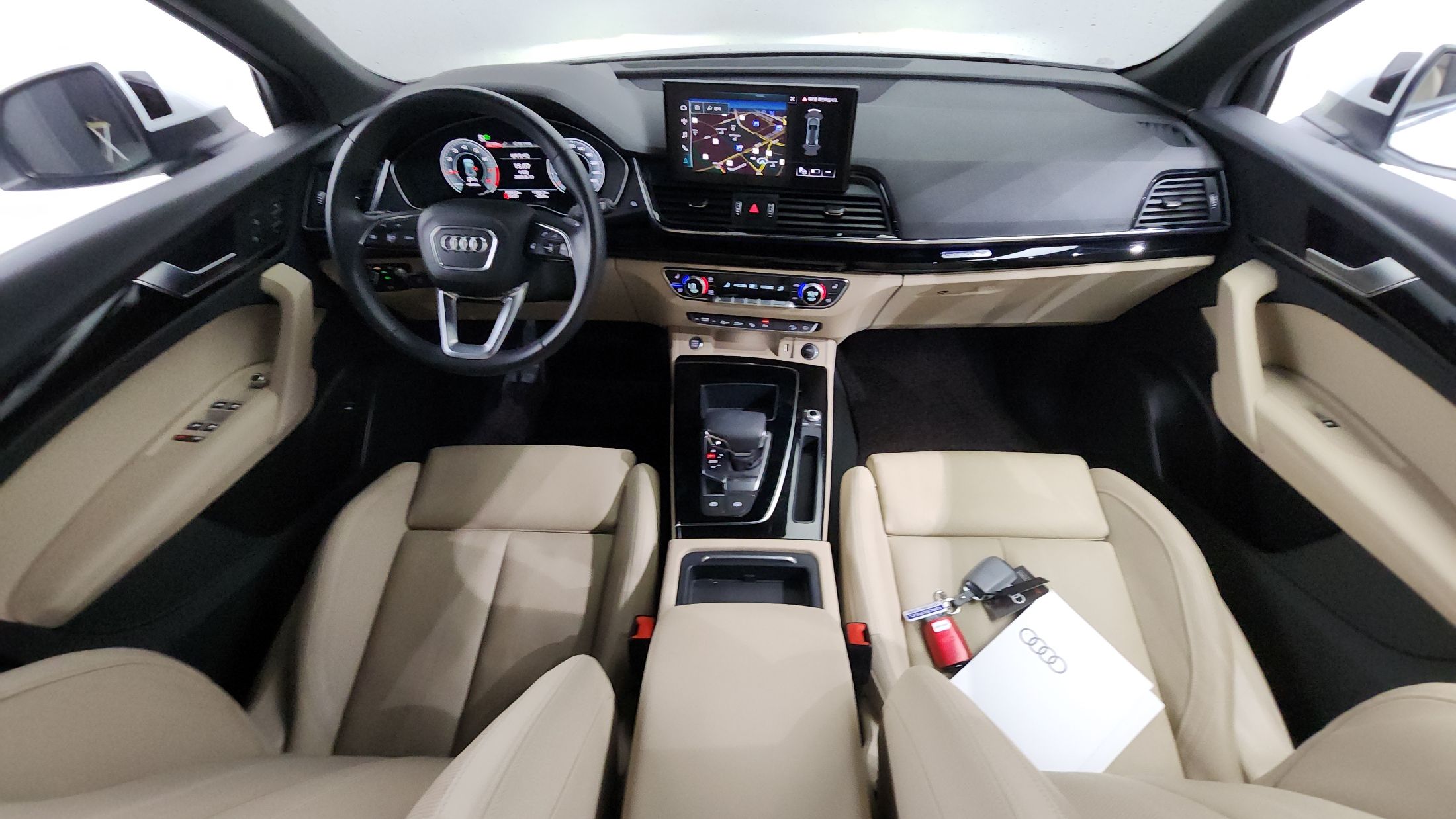 AUDI Q5 FY 2022