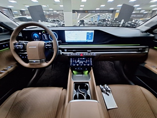HYUNDAI GRANDEUR HYBRID GN7 2023