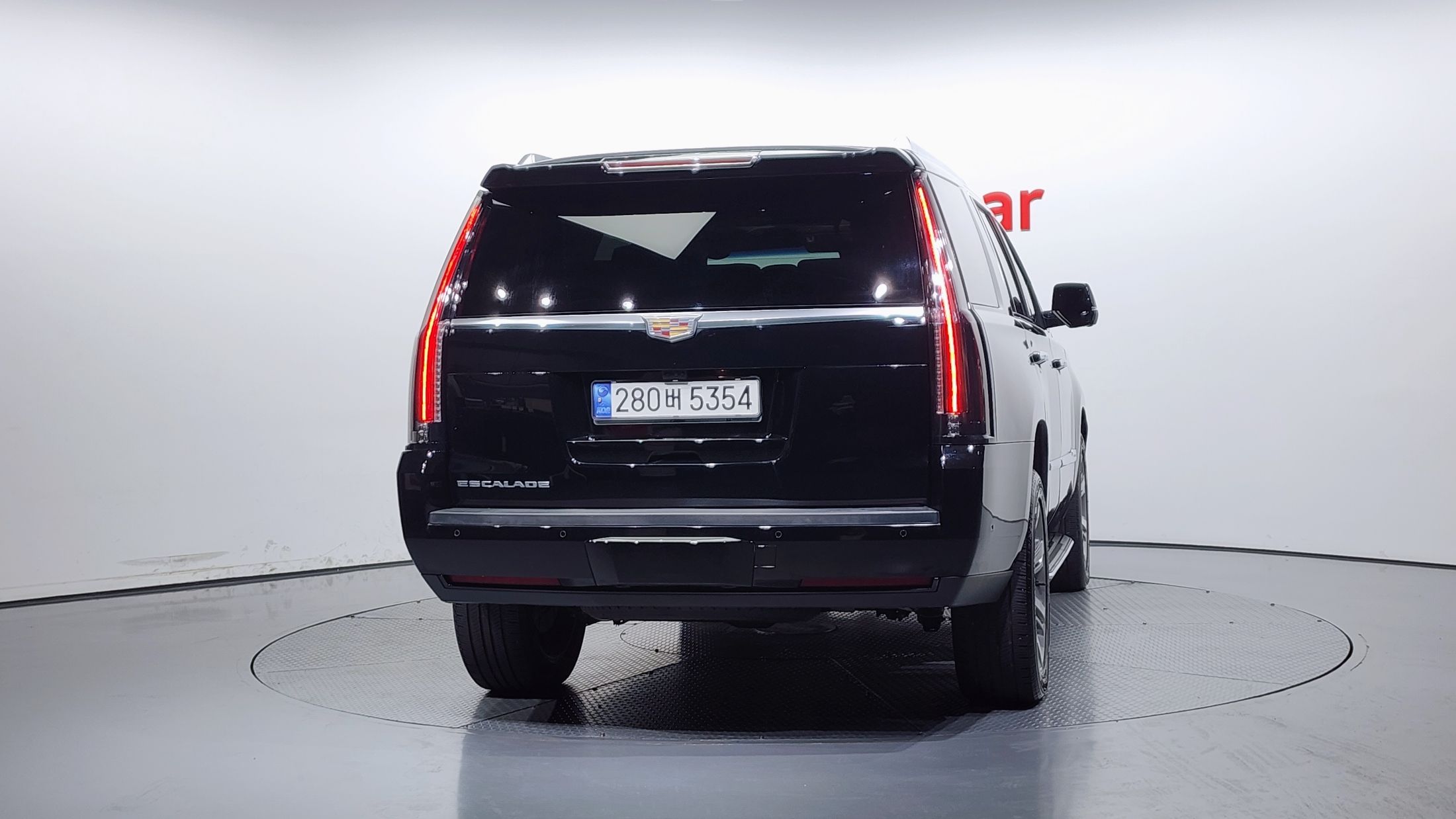CADILLAC ESCALADE 2018