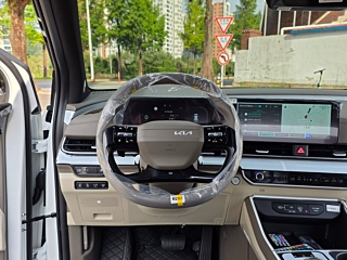 KIA CARNIVAL 2025