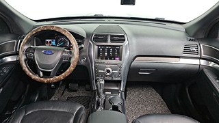 FORD EXPLORER 2019