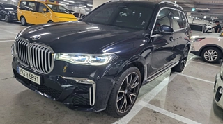 BMW X7 G07 2021