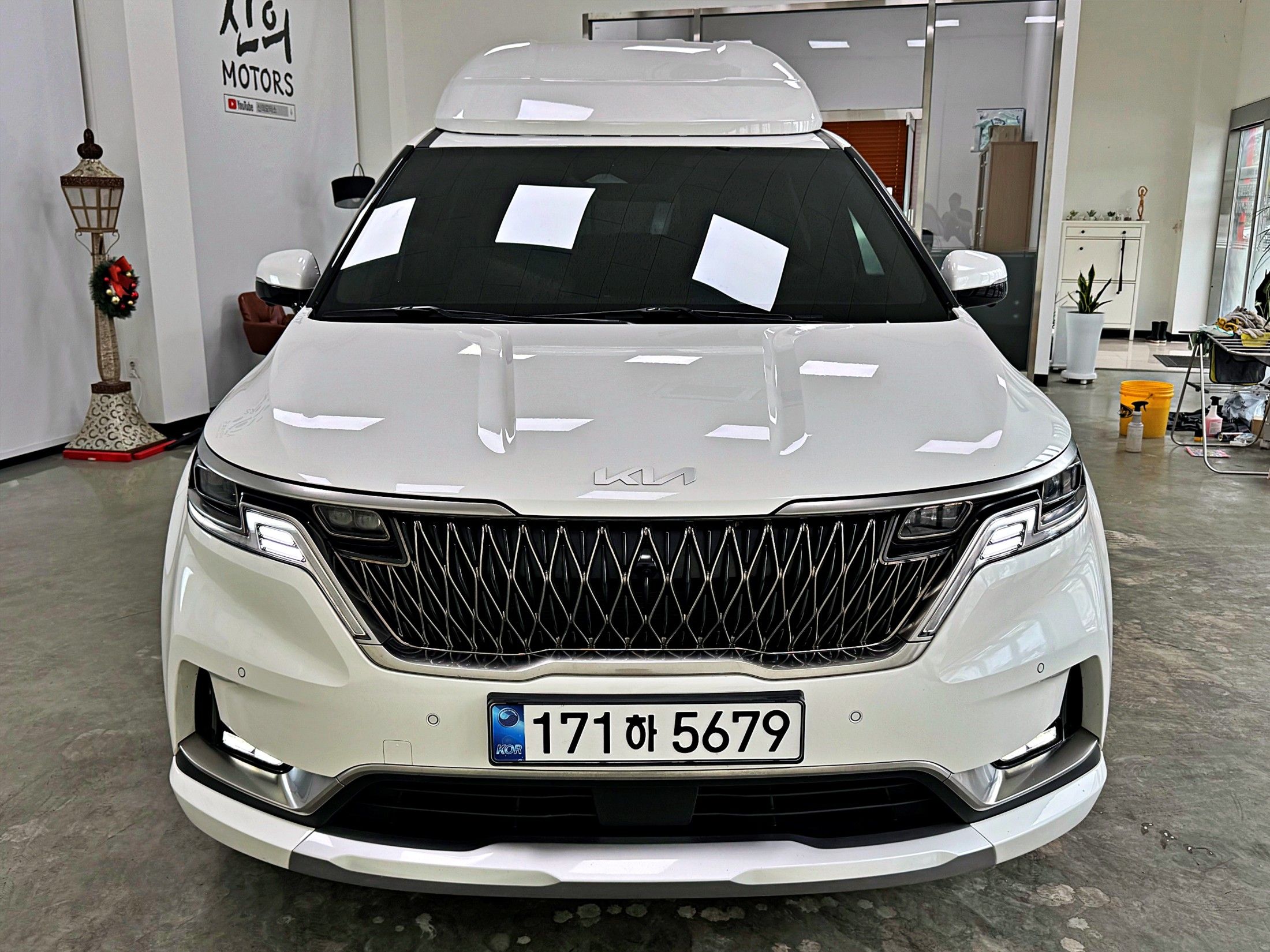 KIA CARNIVAL 2023