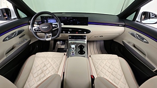 GENESIS GV70 2024