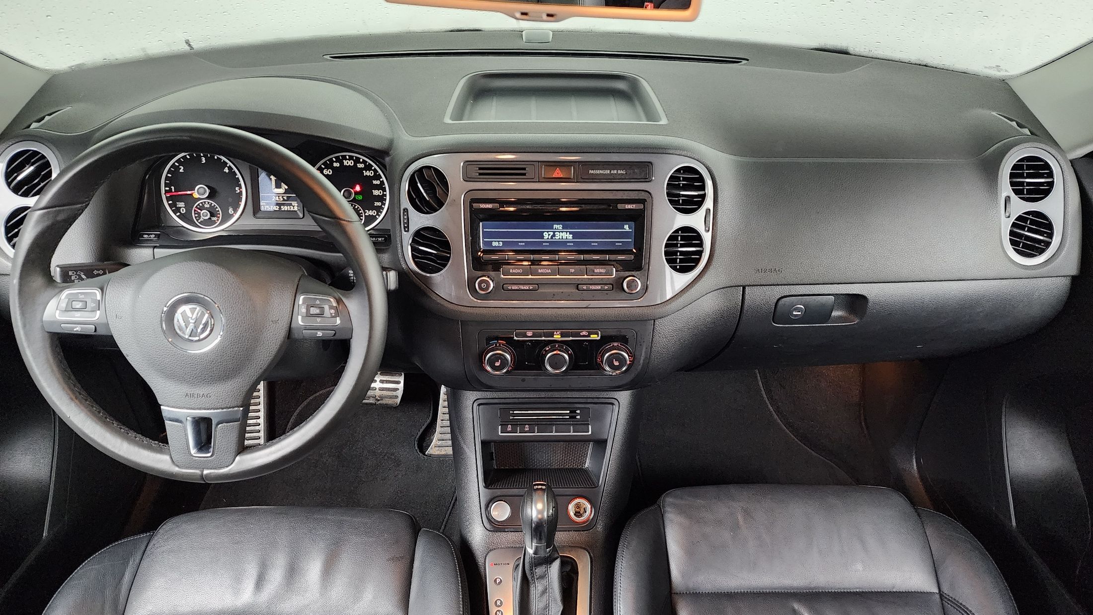 VOLKSWAGEN TIGUAN 2014