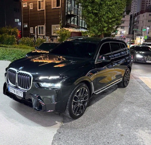 BMW X7 G07 2025