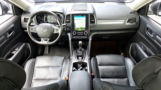 SAMSUNG QM6 2019
